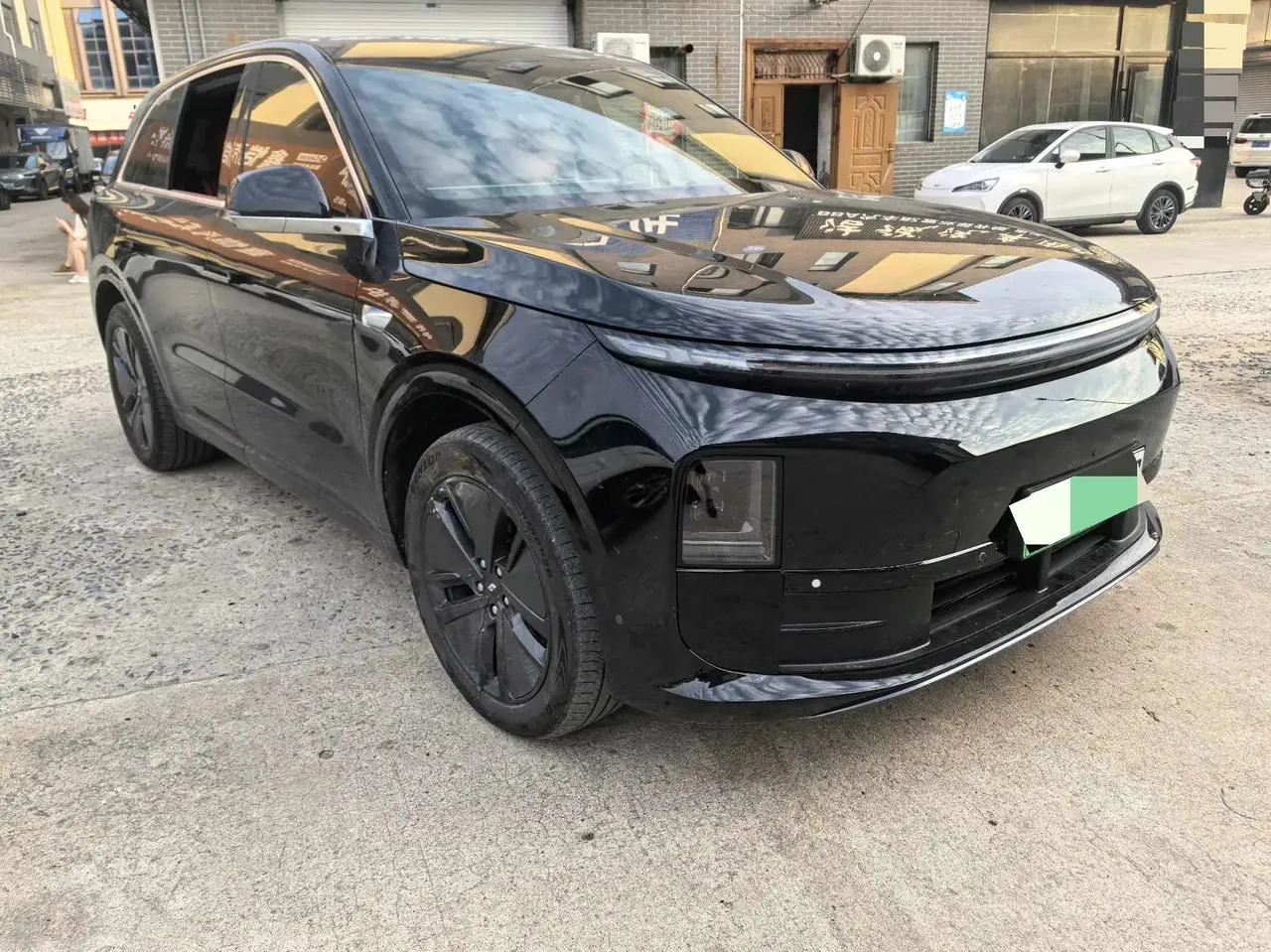 Li 2025 L6 Pro Intelligent Refreshed Version Automatic Transmission 2