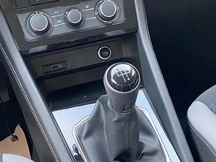 Jetta VS5 2024 280TSI Manual Pioneer Edition 15