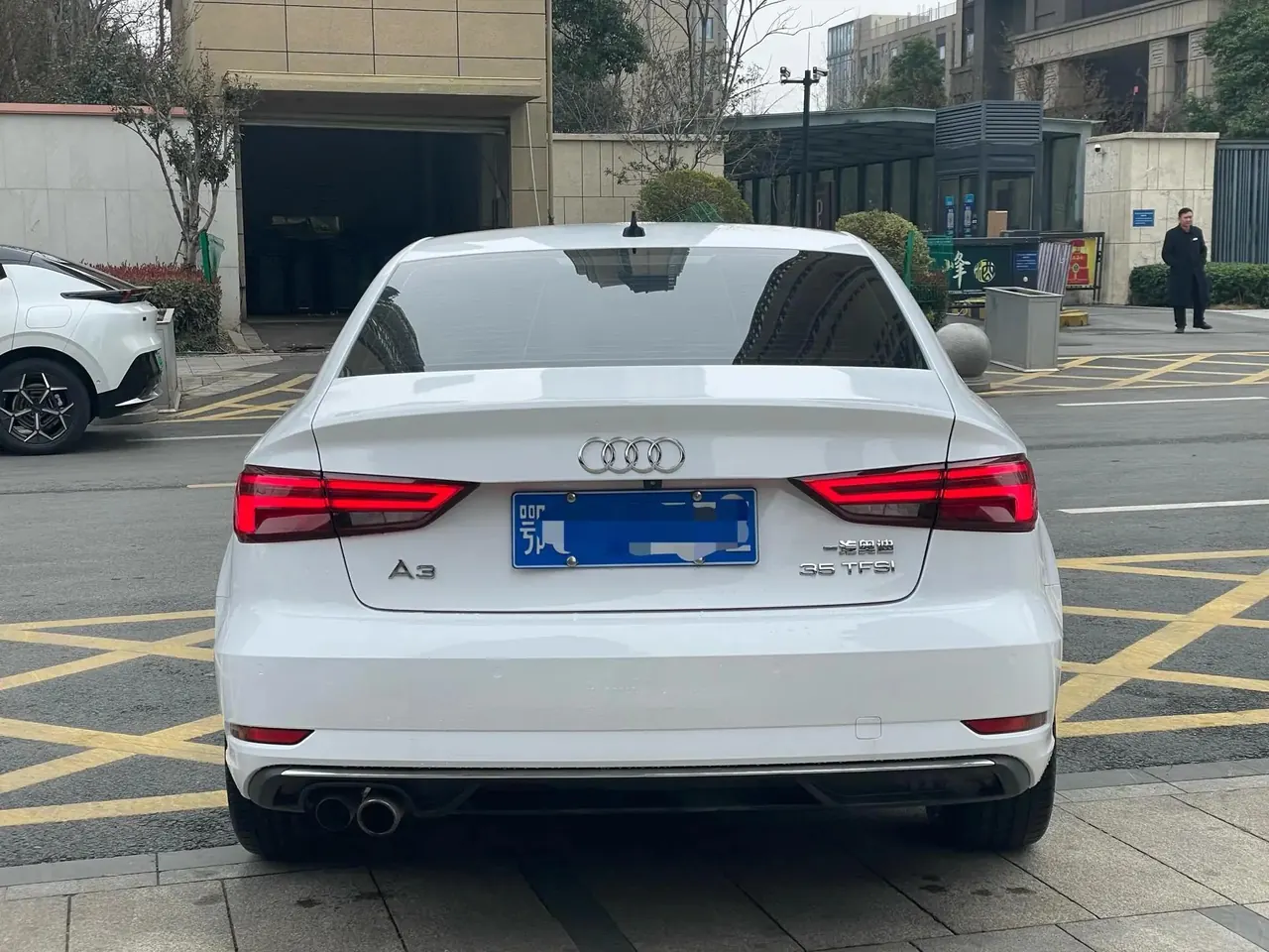 Audi A3 2020 Limousine 35 TFSI aggressive country v 8