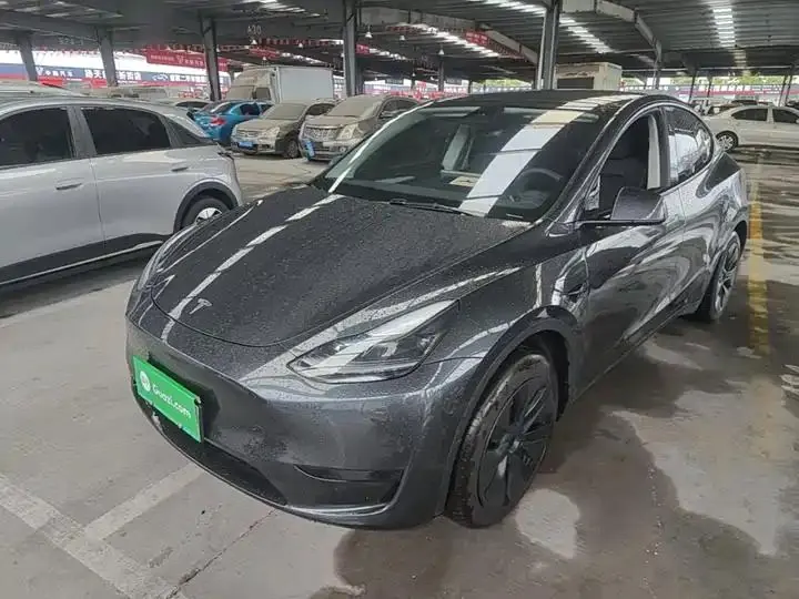 Model Y 2024 rear-wheel drive version 2
