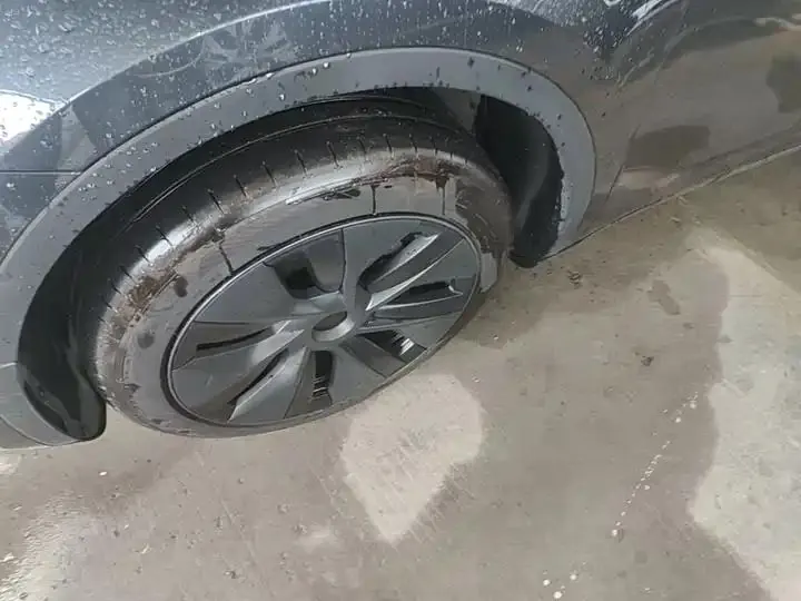 Model Y 2024 rear-wheel drive version 23