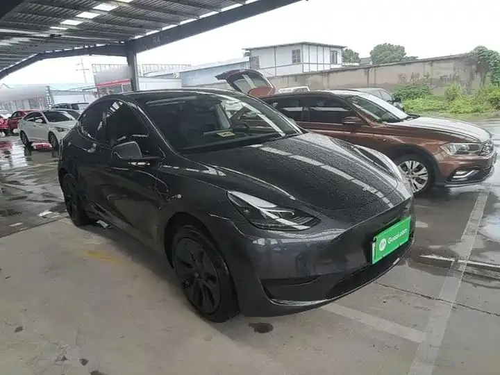 Model Y 2024 rear-wheel drive version 4