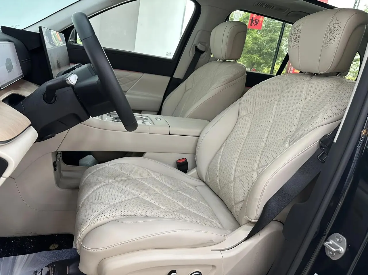 Chery 2026 Fengyun T 11 220 Four-wheel Drive Family Music Automatic Gear 5