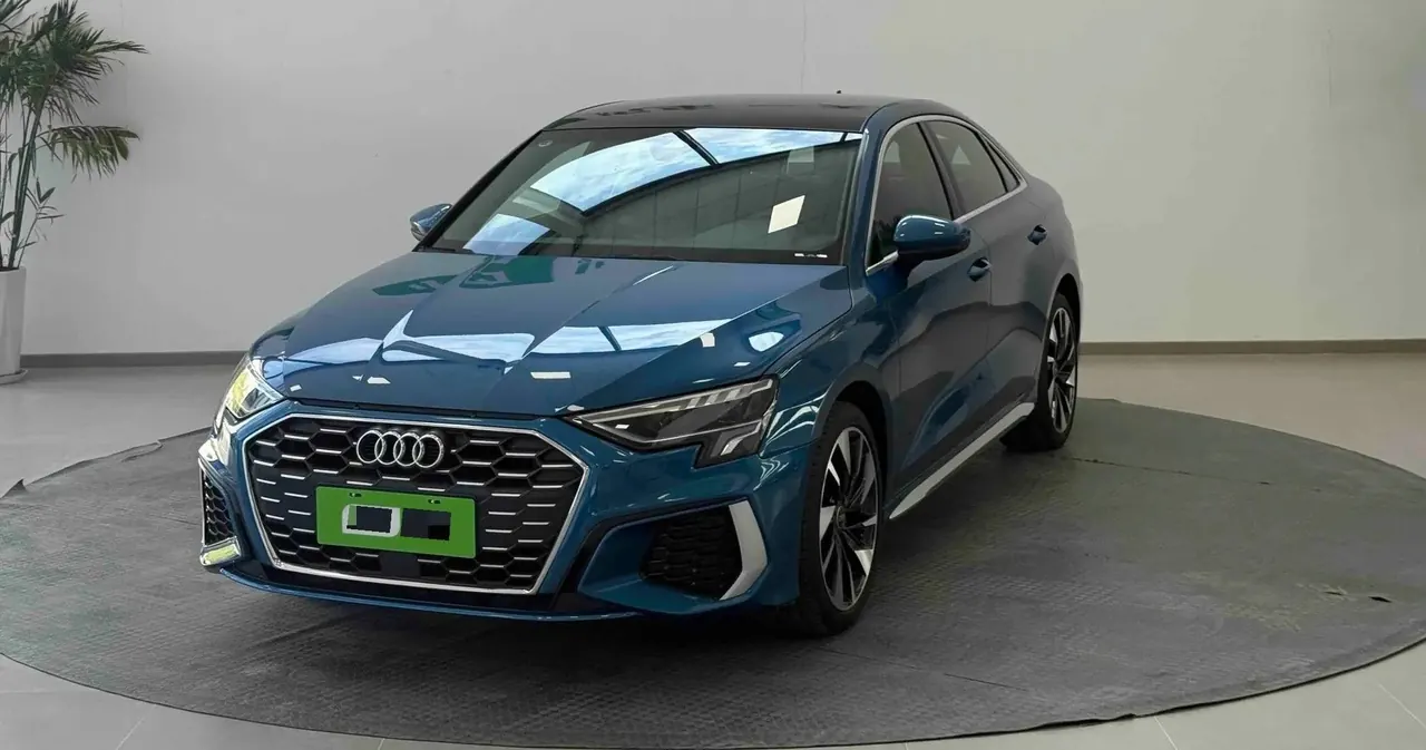 Audi A3 2022 model A3L Limousine 35 TFSI Sporty Style - View 1