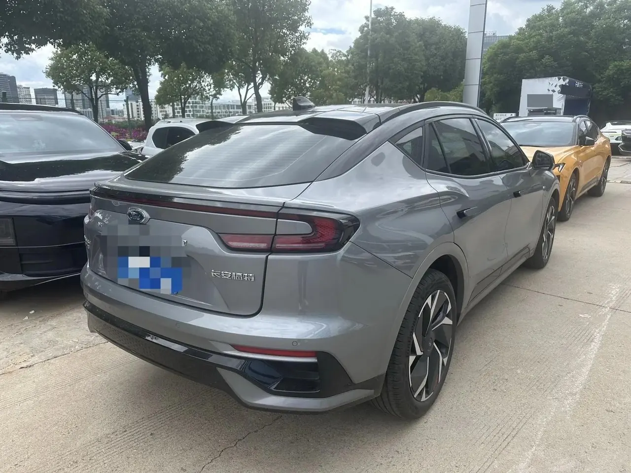 Ford 2025 Mondeo HYBRID 2.0T stepless EcoBoost sports version ST-Line automatic 6