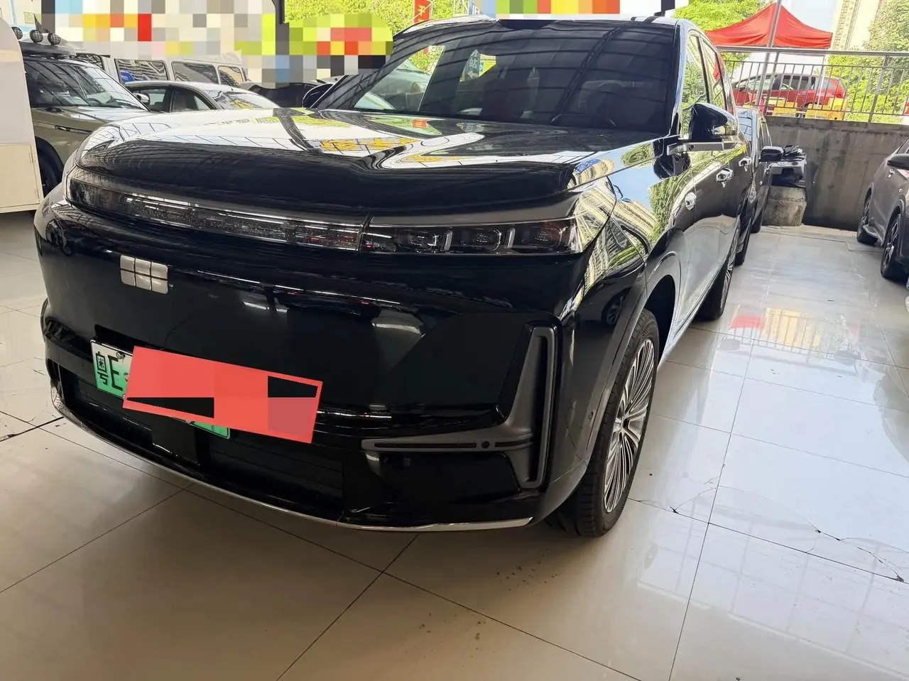 Открыть галерею: Geely Galaxy 2025 M9 1.5T 210km 4-wheel drive pilot version automatic gear
