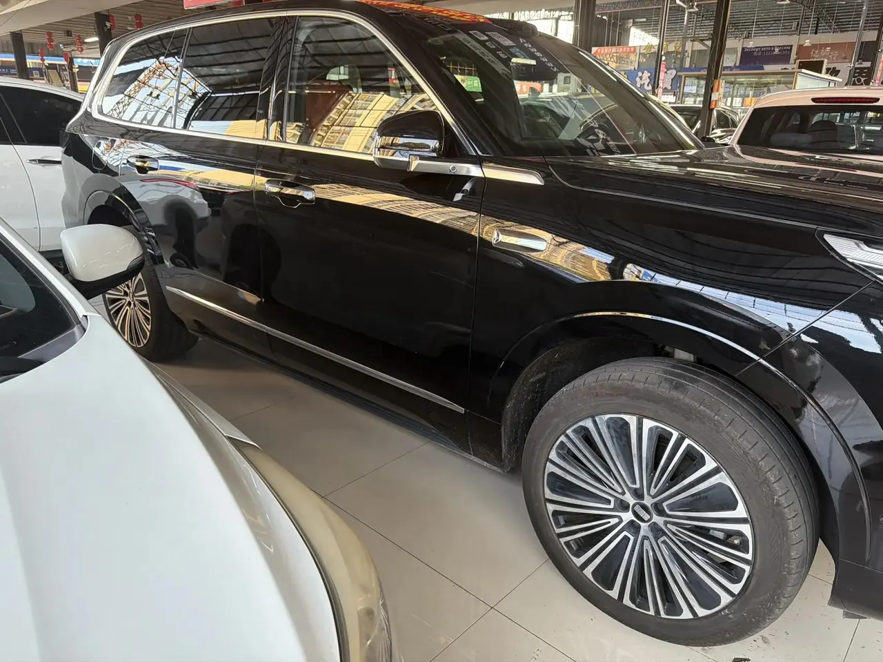 Geely Galaxy 2025 M9 1.5T 210km 4-wheel drive pilot version automatic gear 6