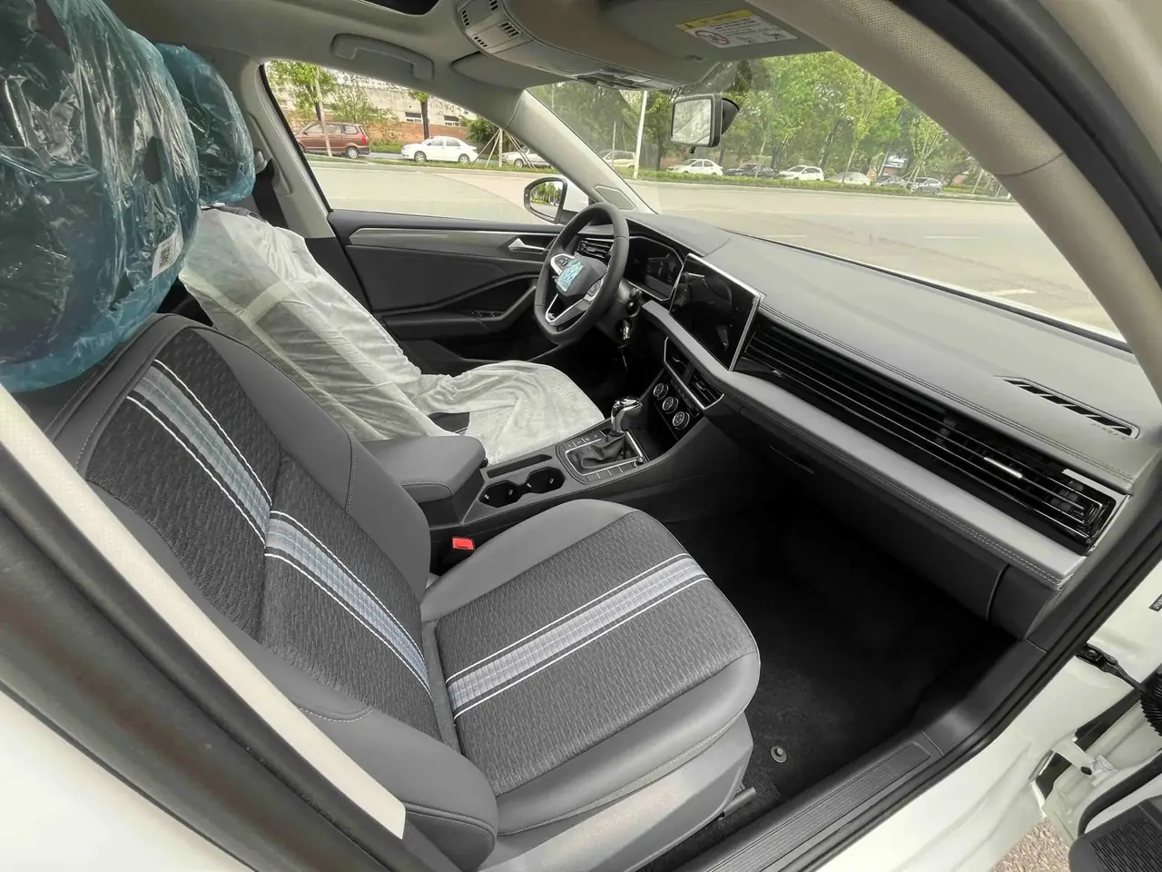 Volkswagen 2025 Sagittarius 1.2TSI 200TSI Flying Edition Automatic Gear 12