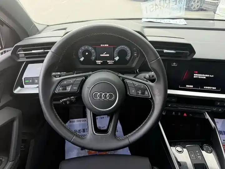 Audi A3 2023 Sportback 35 TFSI Fashion Sport 8