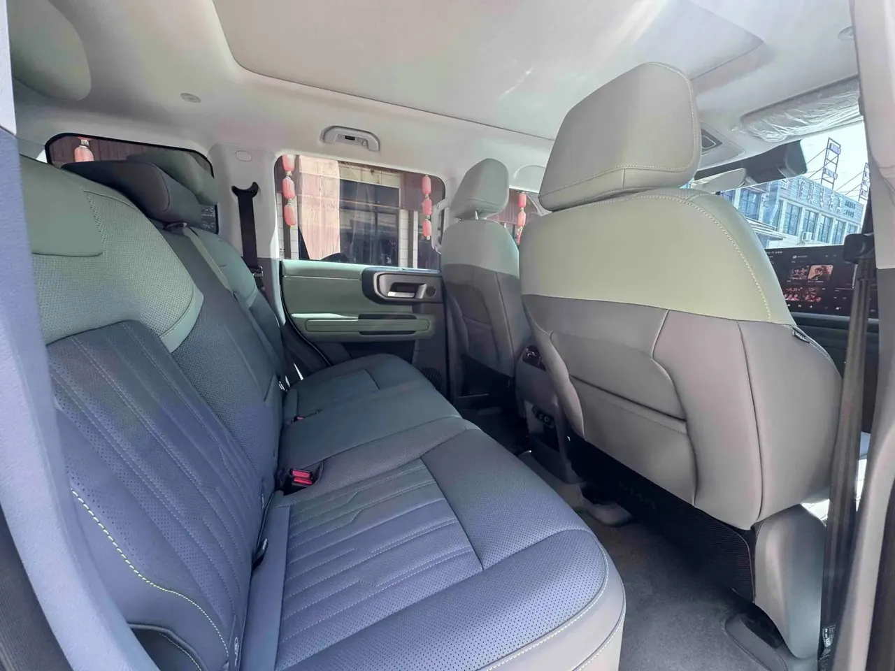 Beijing 2025 BJ40e Standard Edition I Automatic Gear 5