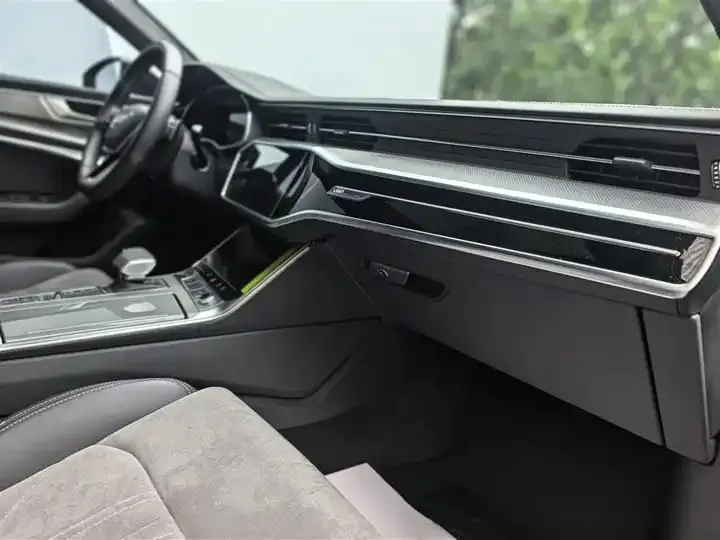 Audi A6L 2023 Model Facelift 45 TFSI Prestige Dynamic Edition 14