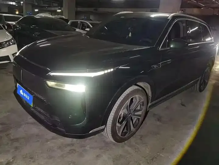 Open image lightbox: WEY Blue Mountain 2023 Four-wheel Drive Long Endurance Edition