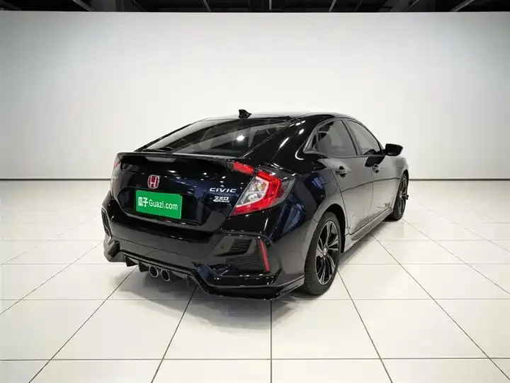 Civic 2021 HATCHBACK 220TURBO CVT Trendy & Cool Edition 6
