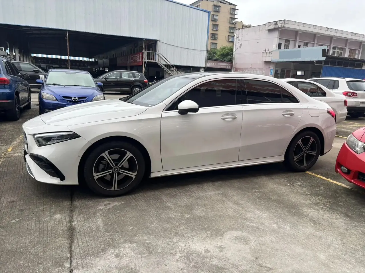 Mercedes Benz Class A 2025 A 200 L 1.3T Fashion (Modified) Automatic Gear 2
