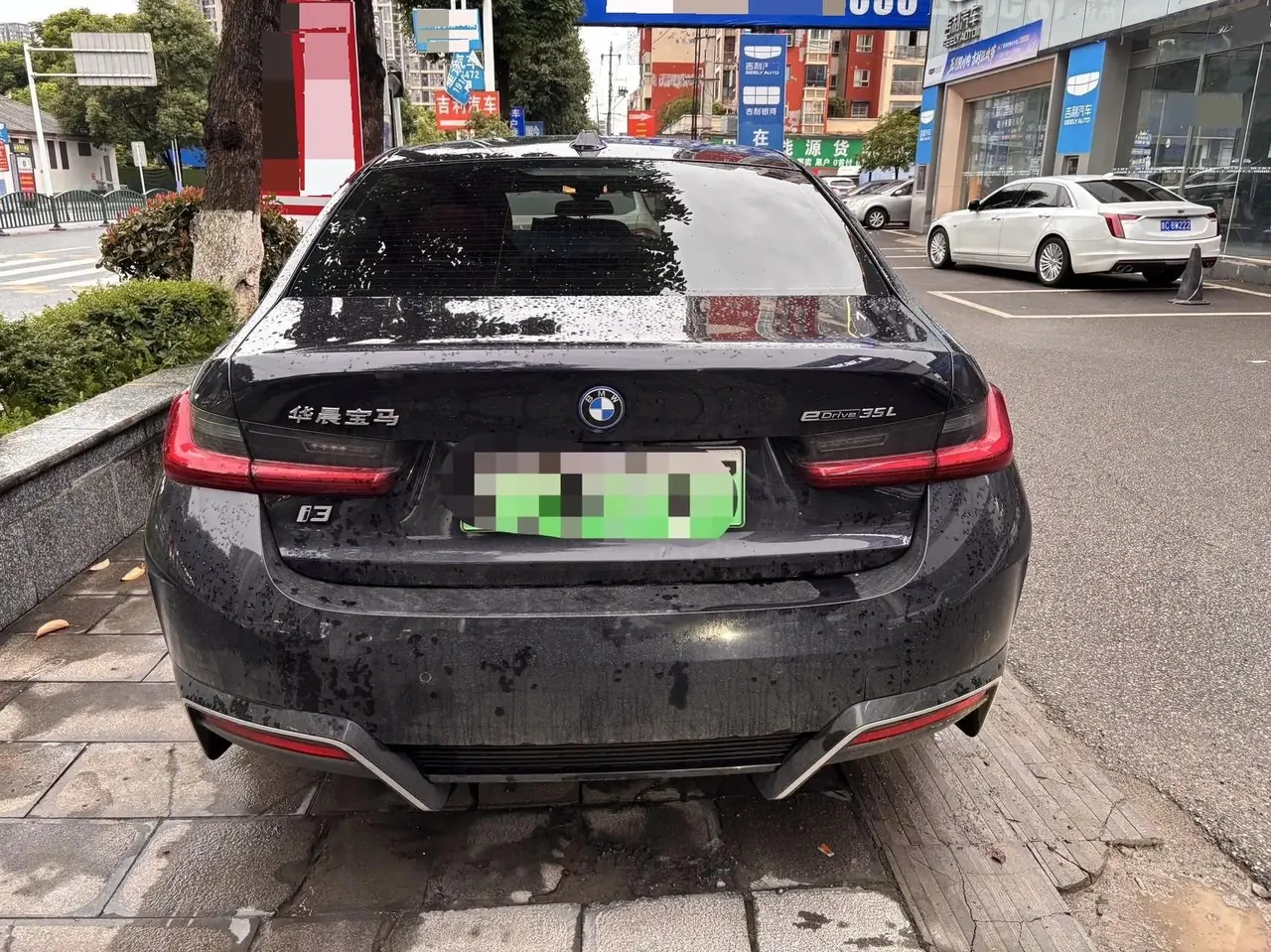 BMW i3 2022 model eDrive 35 L 4