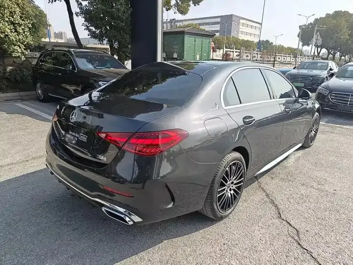 Mercedes Benz C- Class 2023 C 260 L Sport Edition 12