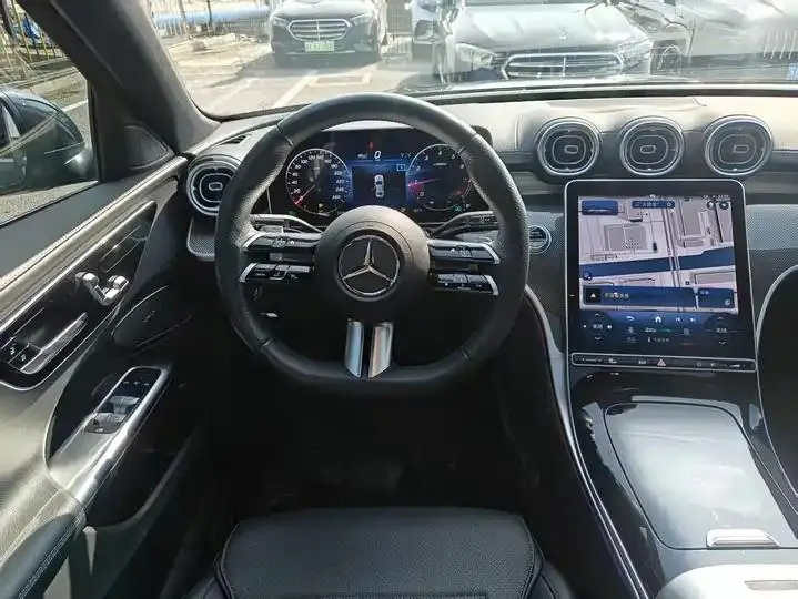 Mercedes Benz C- Class 2023 C 260 L Sport Edition 17