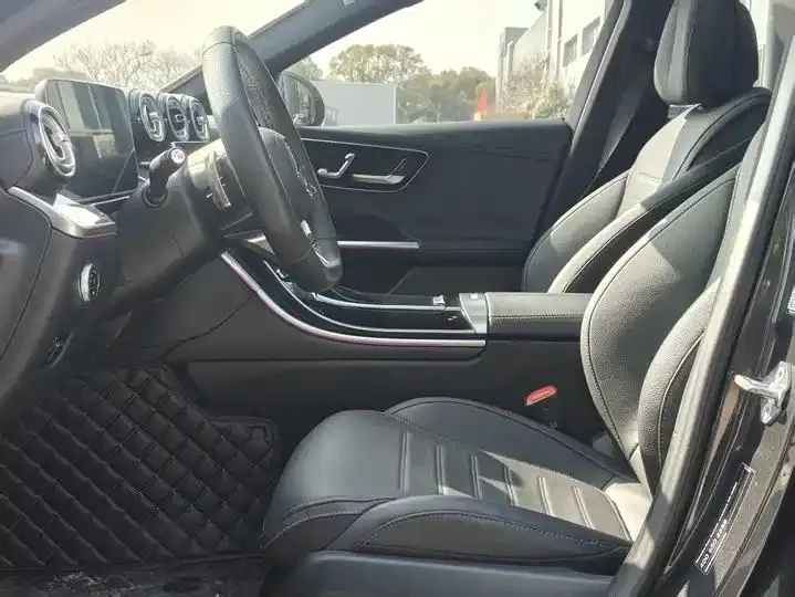 Mercedes Benz C- Class 2023 C 260 L Sport Edition 18