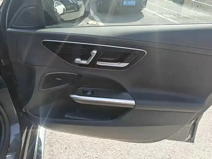 Mercedes Benz C- Class 2023 C 260 L Sport Edition 9