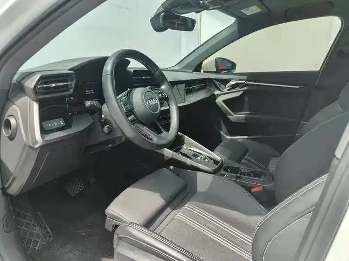 Audi A3 2023 A3L Limousine 35 TFSI Fashion Sport 4