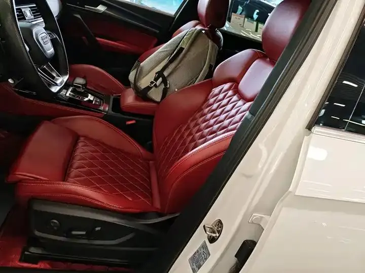 Audi Q5L Sportback 2022 40 TFSI Luxury Model 12