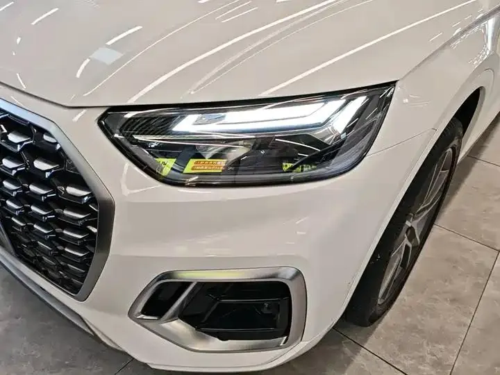 Audi Q5L Sportback 2022 40 TFSI Luxury Model 19