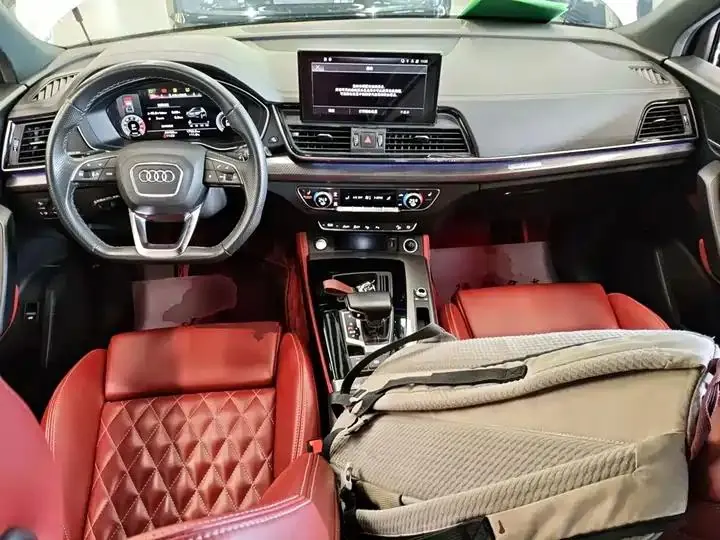 Audi Q5L Sportback 2022 40 TFSI Luxury Model 7