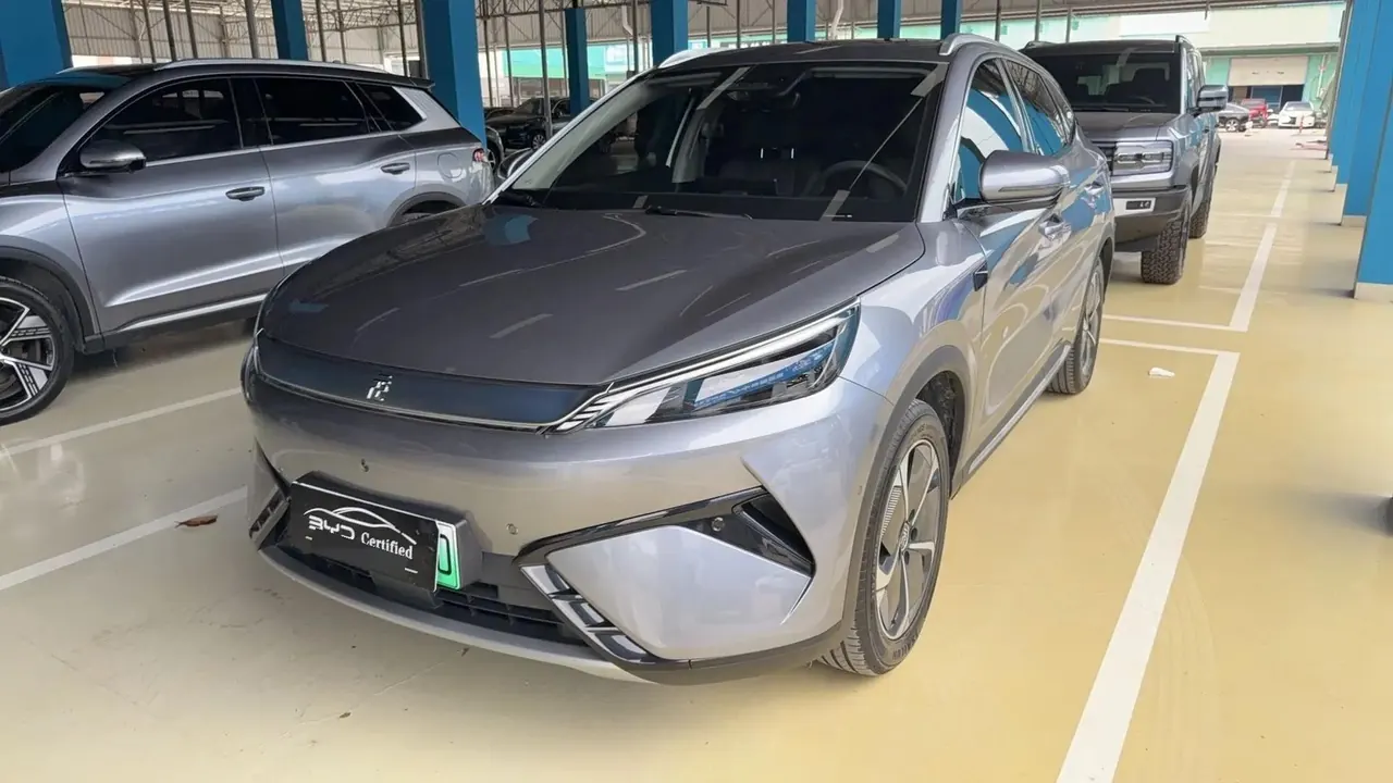 BYD Yuan PLUS 2025 Model Yuan PLUS Intelligent Driving Version 510KM Exceeding Type Automatic Transmission - View 1