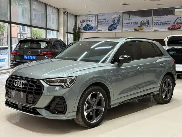Audi Q3 2022 model 35 TFSI Fashion Dynamic Edition - View 1