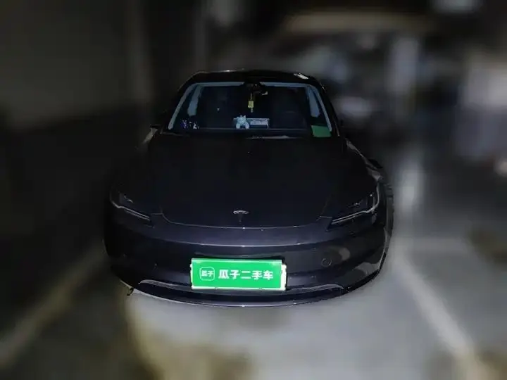 Model 3 2023 rear-wheel drive version 24