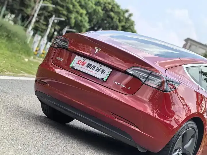 2020 Model 3 Standard Range Rear-Wheel Drive Upgrade Version 6