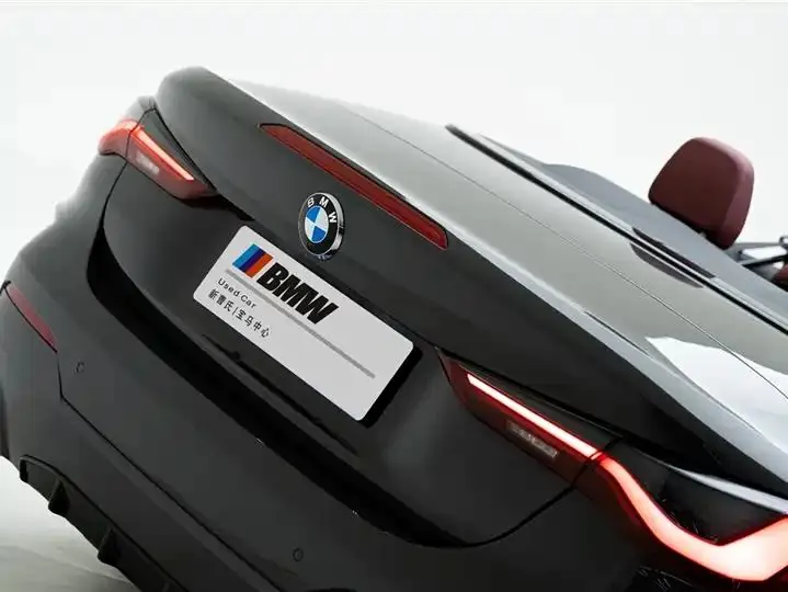 BMW 4 Series 2023 425i Convertible M Sports Suit 7