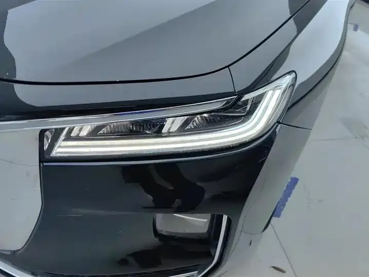 HongQi H9 2020 model 2.0T Intelligent Connected Flag Enjoyment Edition 5