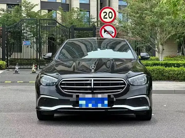 Mercedes Benz E-Class 2021 E 300 L Fashion 2
