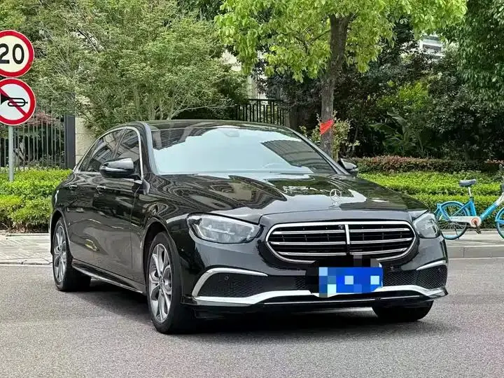 Mercedes Benz E-Class 2021 E 300 L Fashion 3