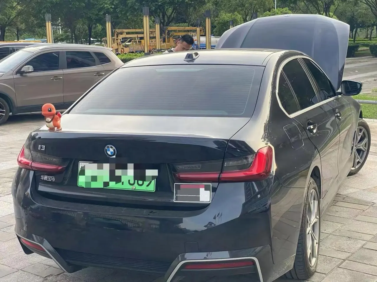 BMW 2025 i3 eDrive 35 L automatic gear 5