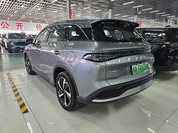 Sea Lion 05 DM-i 2025 DM-i Smart Driving Edition 115KM Flagship 3
