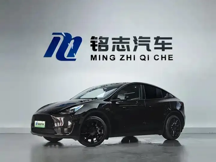 2022 Model Y Refreshed Rear-Wheel-Drive Version 2