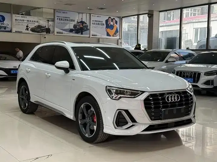 Audi Q3 2023 35 TFSI Fashion Dynamic (1.4T) 3