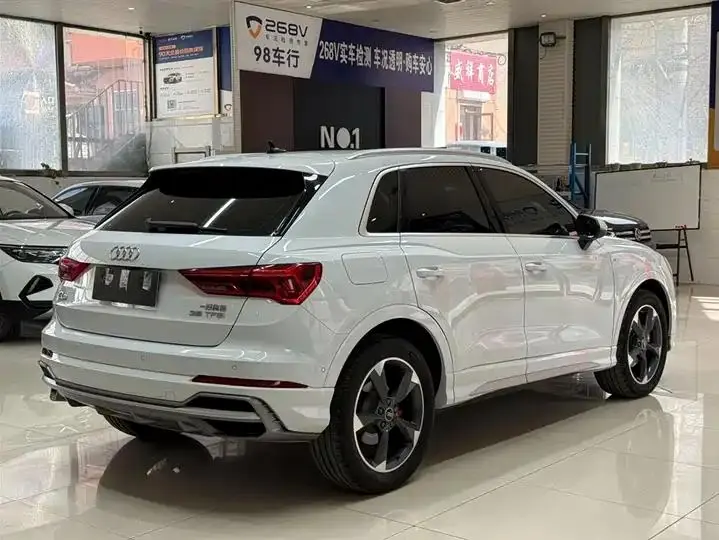 Audi Q3 2023 35 TFSI Fashion Dynamic (1.4T) 4