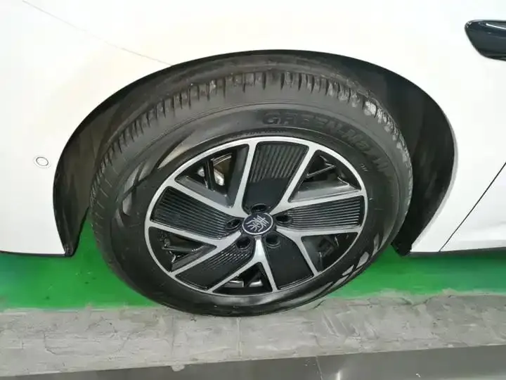 Qin L 2025 DM-i smart driving version 120KM Exceed 23