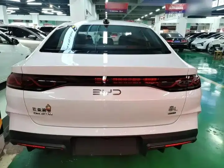 Qin L 2025 DM-i smart driving version 120KM Exceed 6