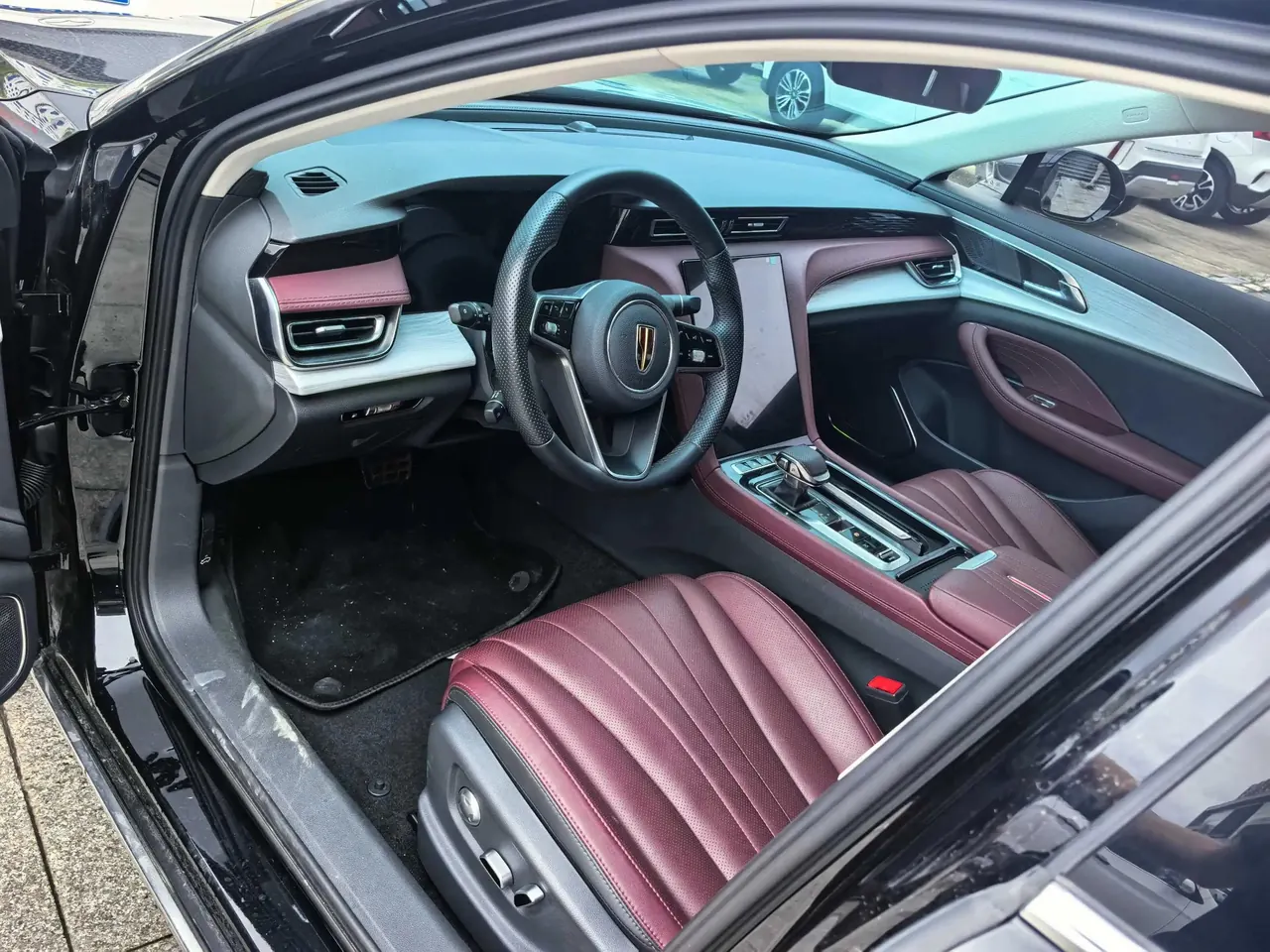 HongQi 2025 H5 PHEV 1.5T 170 Super Hybrid Automatic Gear 6