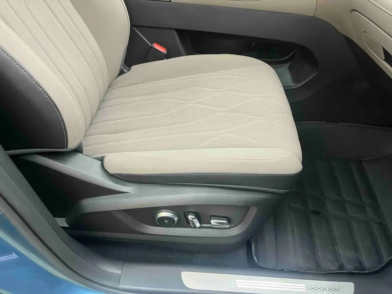 Ruihu 8 PLUS 2025 290TGDI DCT High Edition 10