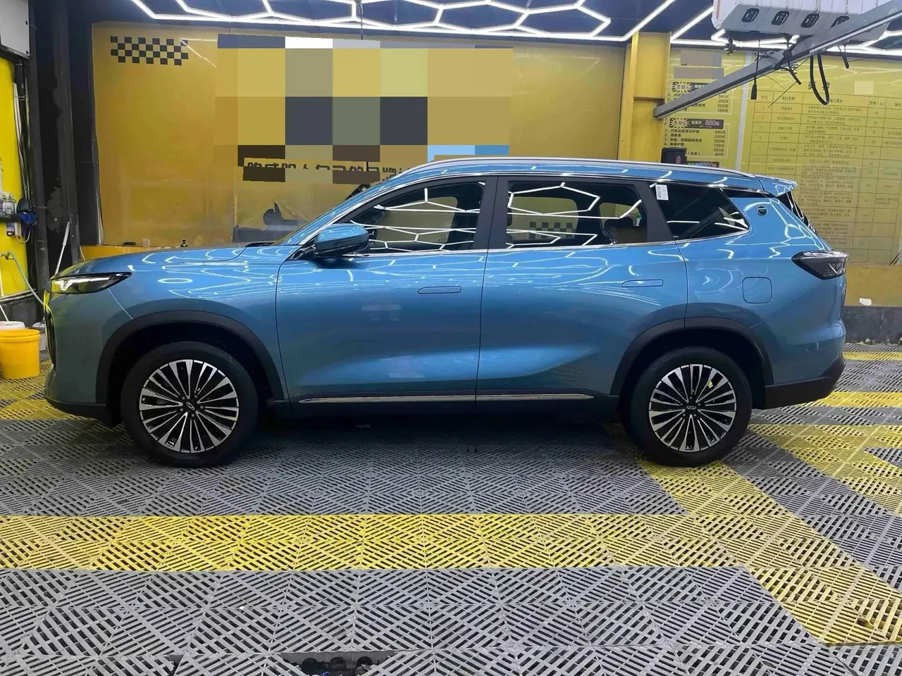 Ruihu 8 PLUS 2025 290TGDI DCT High Edition 14