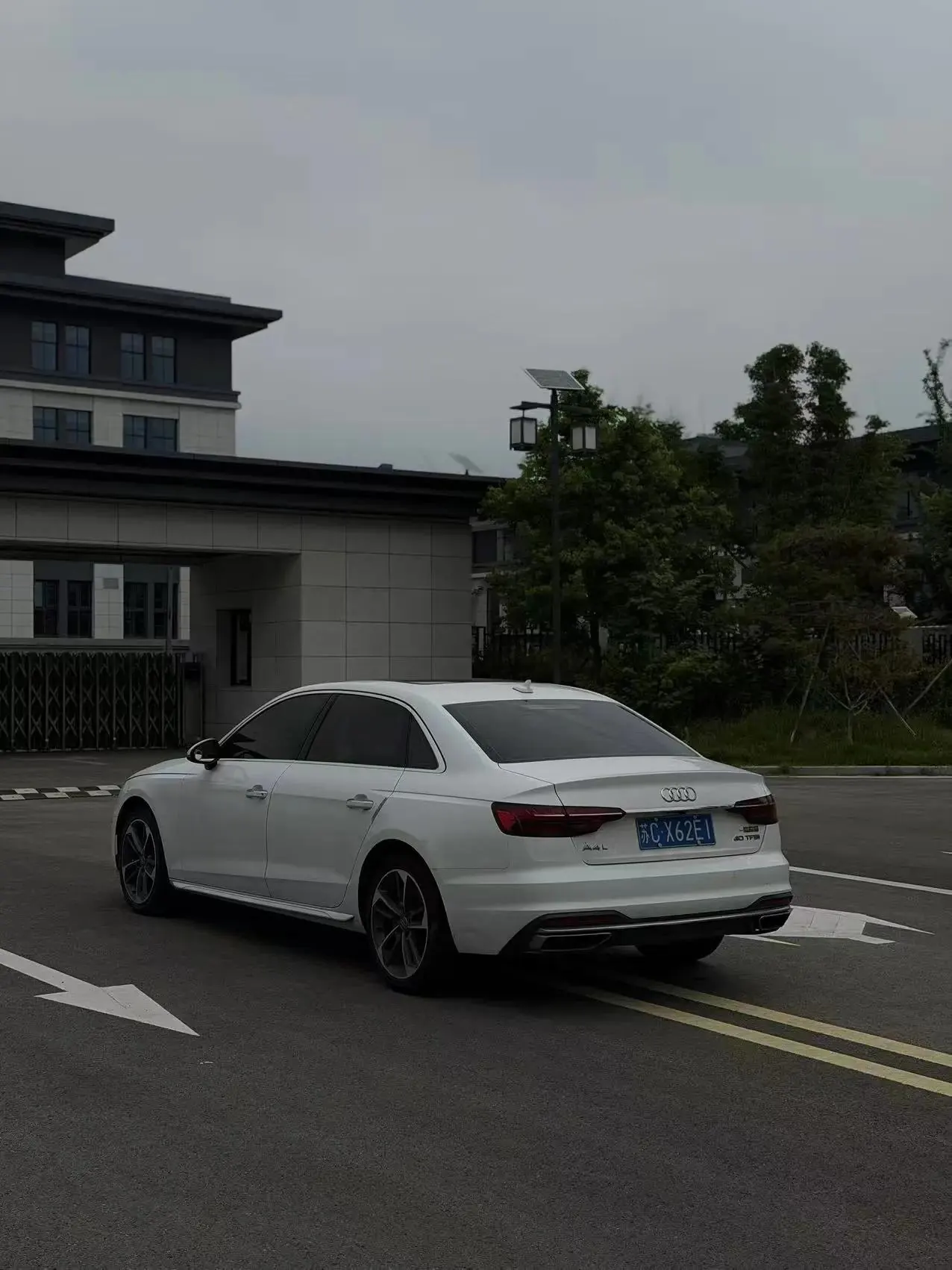 Audi A4L 2020 40 TFSI Fashion Elegant 4