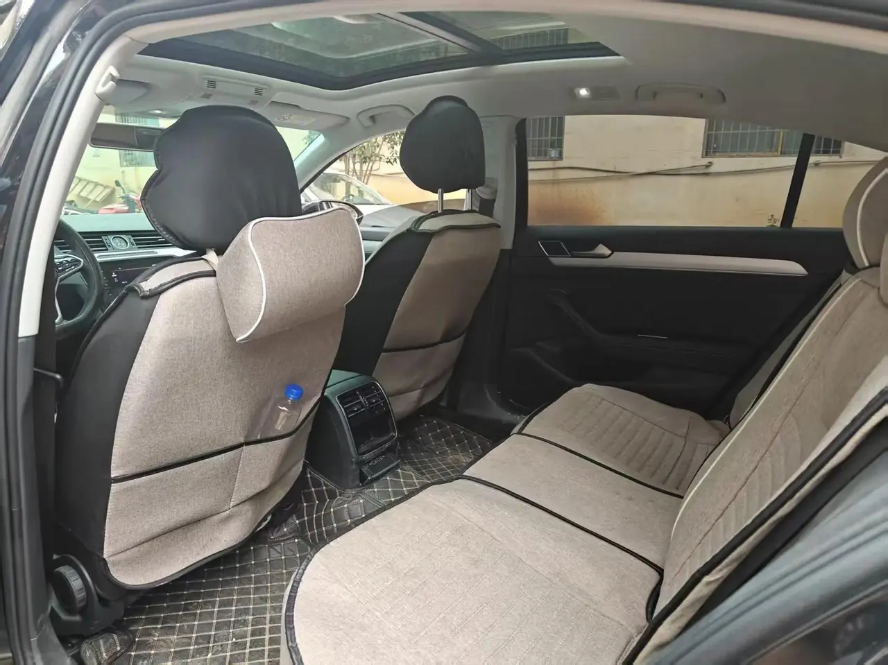 Magotan 2022 280TSI DSG Basic 5