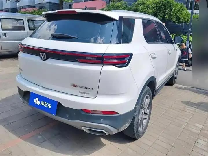 ChangAn CS55PLUS 2020 1.5T manual dazzle color type 3