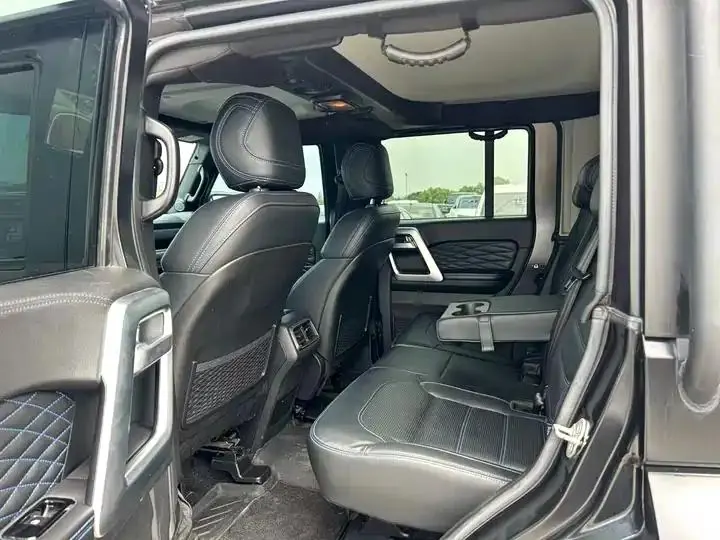 Beijing BJ40 2023 2.0D Automatic Four-wheel Drive Blade Hero Edition Chivalrous Type 2