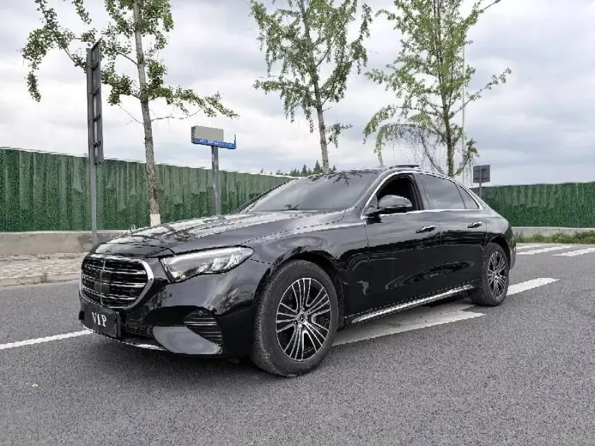 Mercedes Benz E Class 2024 E 260 L 4MATIC 48V 2.0T Automatic - View 1